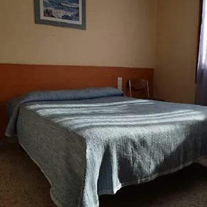 pensio-fluvia.catalonia-hotels.com/